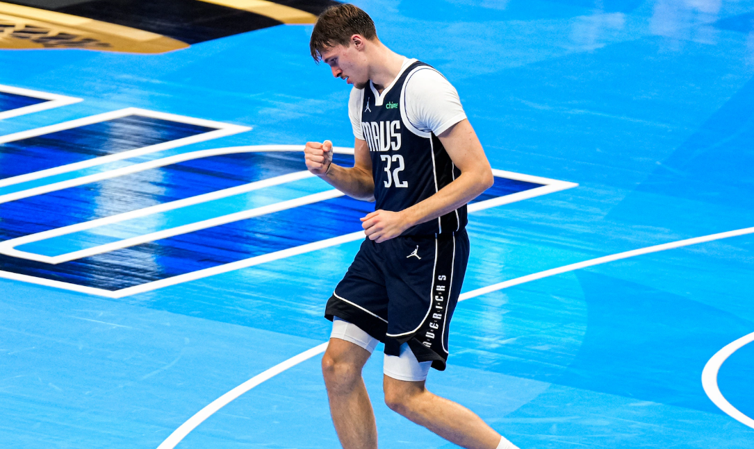 独行侠力克豪强克星：弗拉格华盛顿闪耀，三分火力全开！