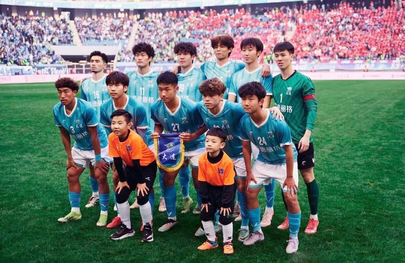 不惑老将王宏有闪耀辽超！朱鹏宇U22国足替补，毛伟杰争下轮机会