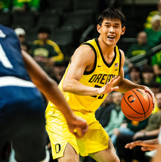 林葳NCAA三战17中1：首获运动战进球却遭下半场弃用