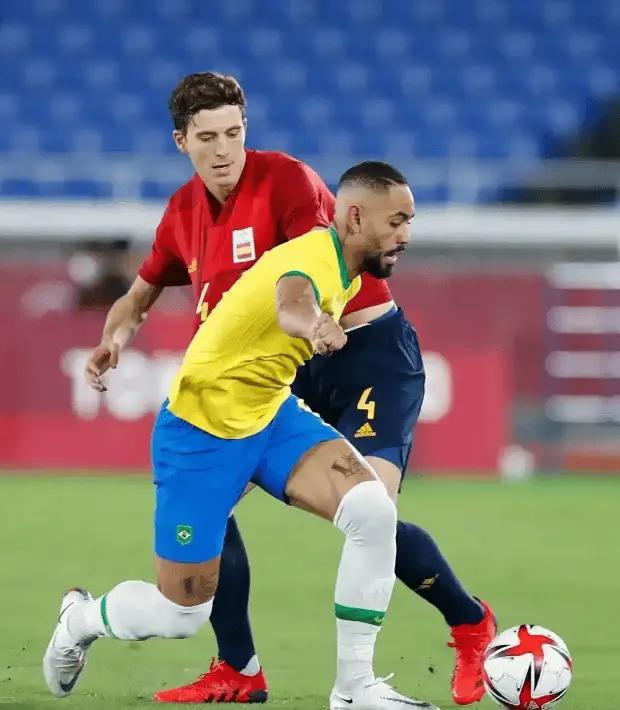 0-1绝杀，2-3逆转！巴西队连遭冷门，安切洛蒂帅位危机？