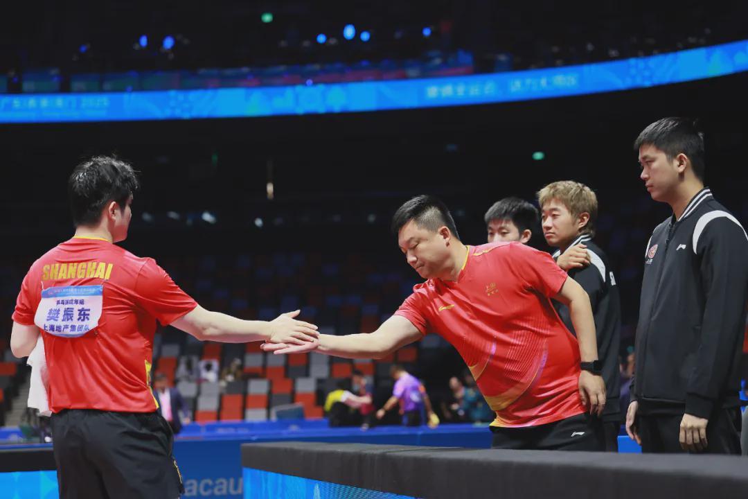 樊振东和他的尖子班，勇闯地表最强乒乓球赛