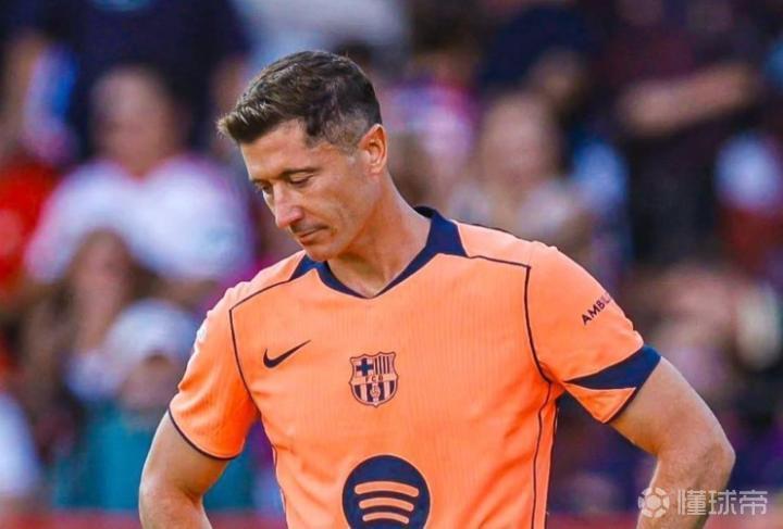 莱万传记揭秘：巴萨曾要求其赛季末停球 避免支付拜仁250万奖金