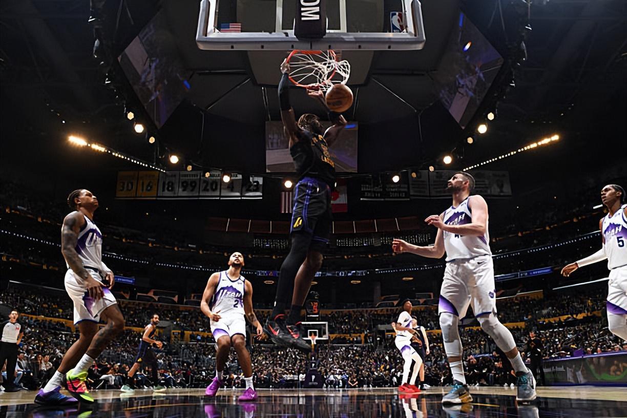 连续3场20+10！德安德烈·艾顿在湖人焕发新生？