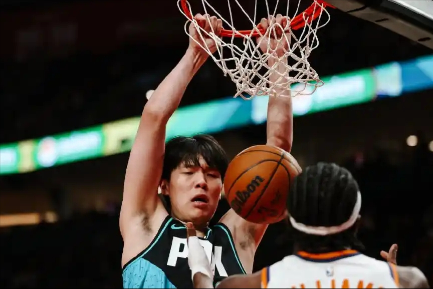 杨瀚森NBA惊艳表现：9分5板3助1帽创生涯新高