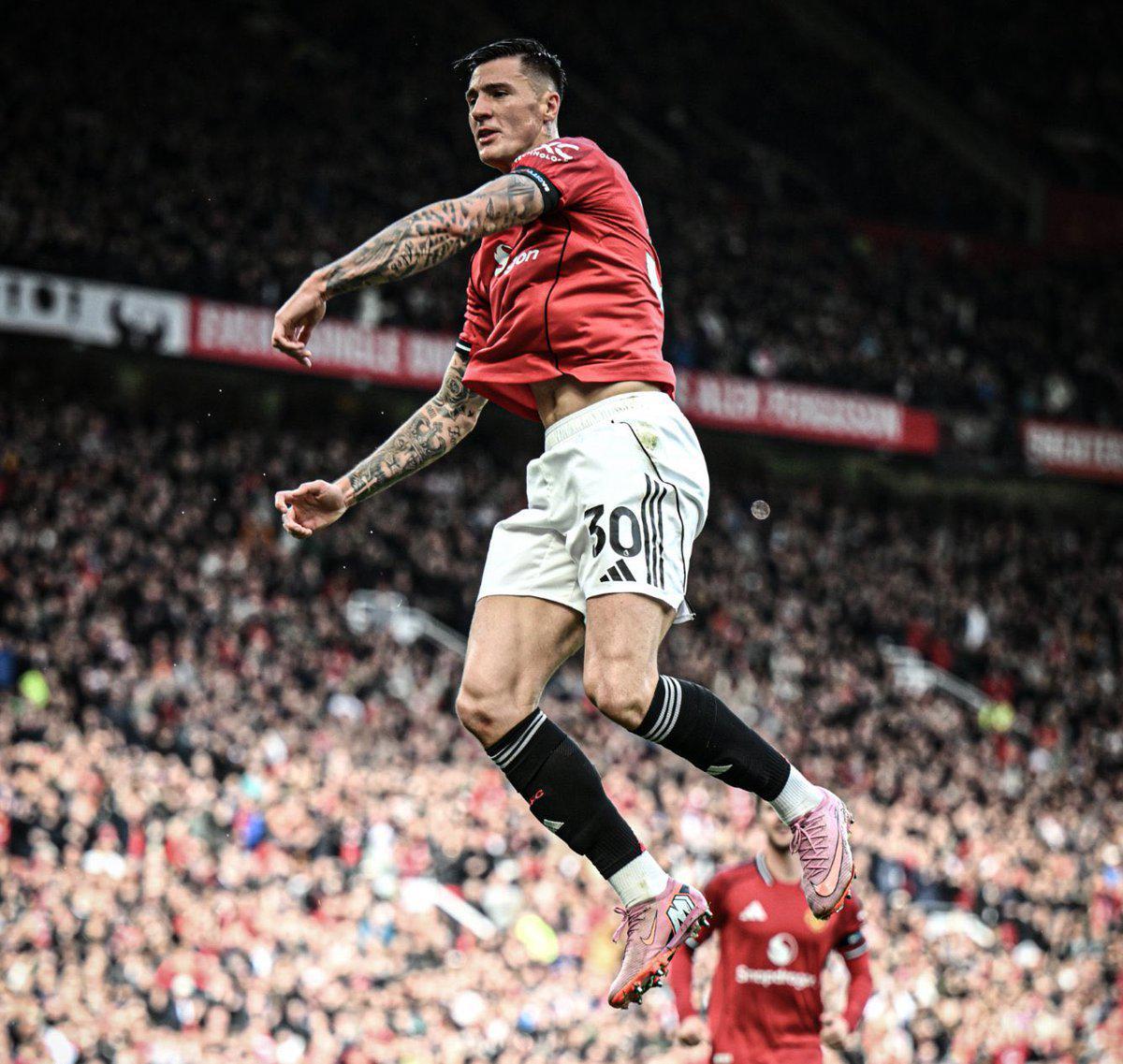 谢什科伤缺三周，12月初回归曼联合练最新进展