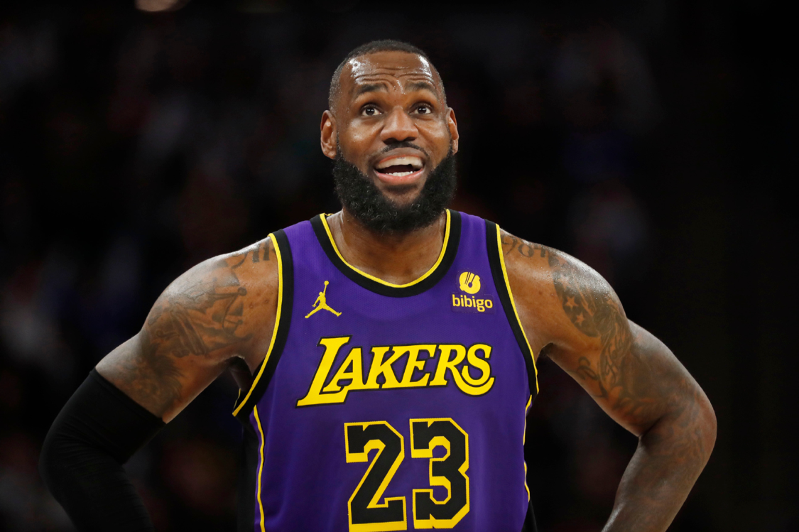 詹姆斯缺阵影响有多大？湖人门票竟卖不过爵士引热议