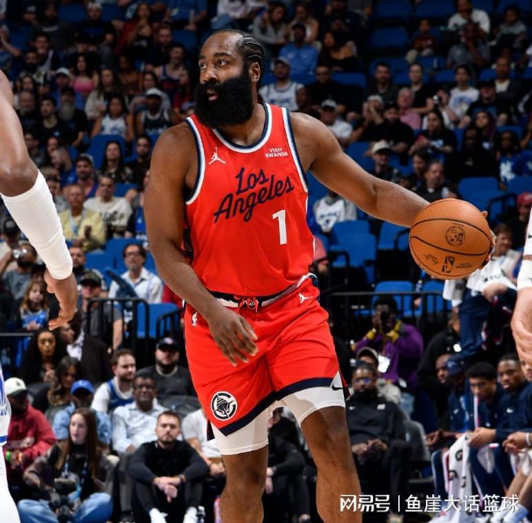 NBA最新排名更新：湖人火箭马刺竞逐西部第三，76人双喜临门